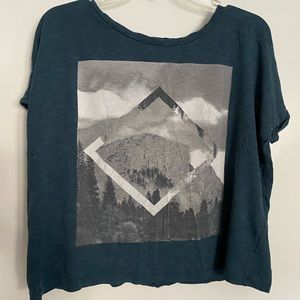 Dark green graphic tee